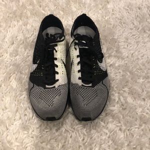Nike Flyknit Racers